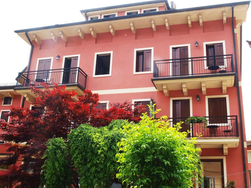 Albergo Al Castello ريكوارو تيرمي المظهر الخارجي الصورة