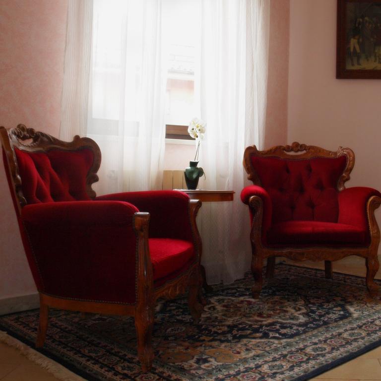 Albergo Al Castello ريكوارو تيرمي المظهر الخارجي الصورة